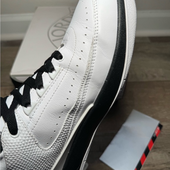 Jordan 2 Retro "White/Varsity Red/Black" Men's size 11 - Picture 10 of 13